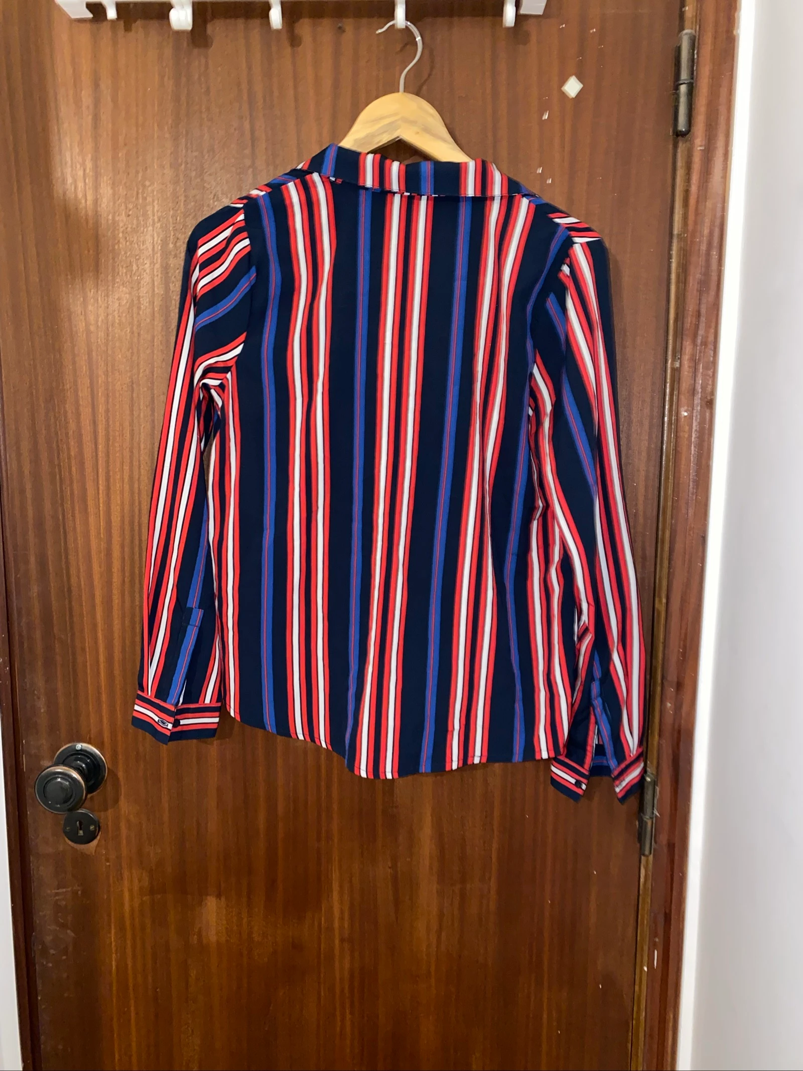 Blusa a rayas azul y roja – photo 3